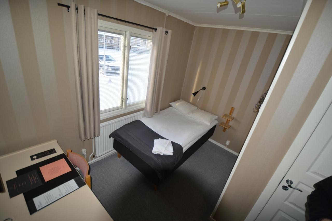 Hotell Gaestis Tierp Екстер'єр фото